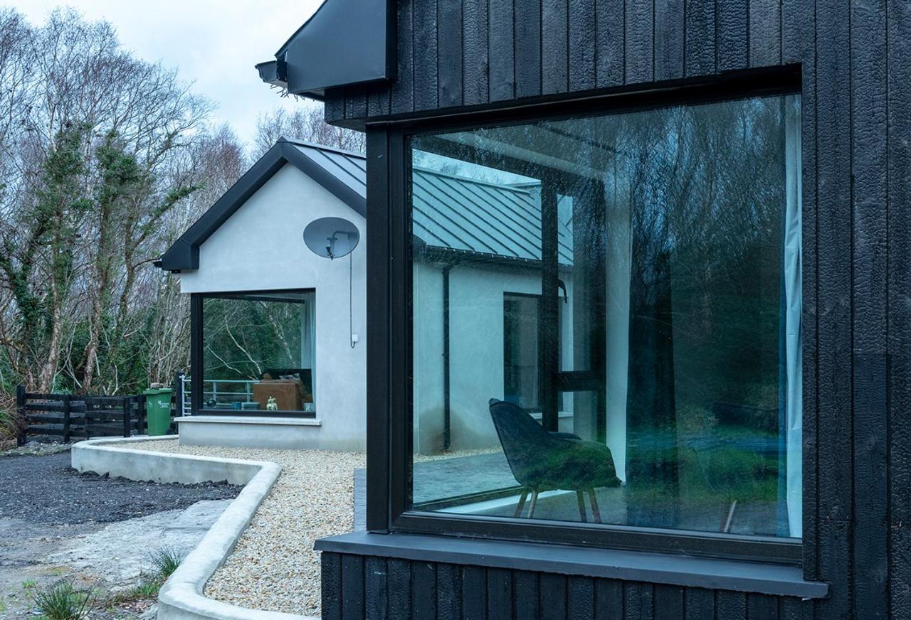 Black Antler Balloor  Exterior photo
